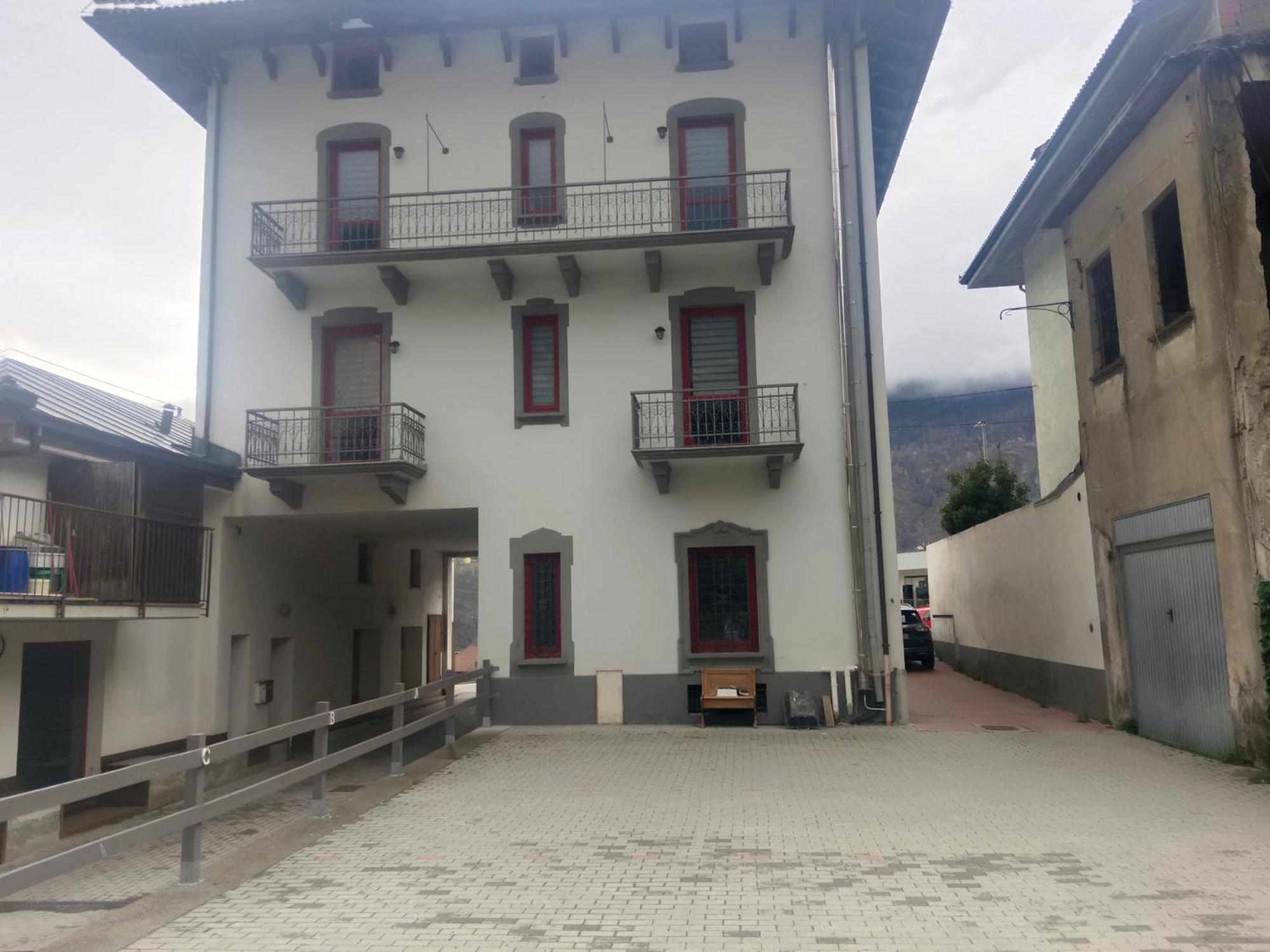 Liberty House Alps Châtillon Exterior foto