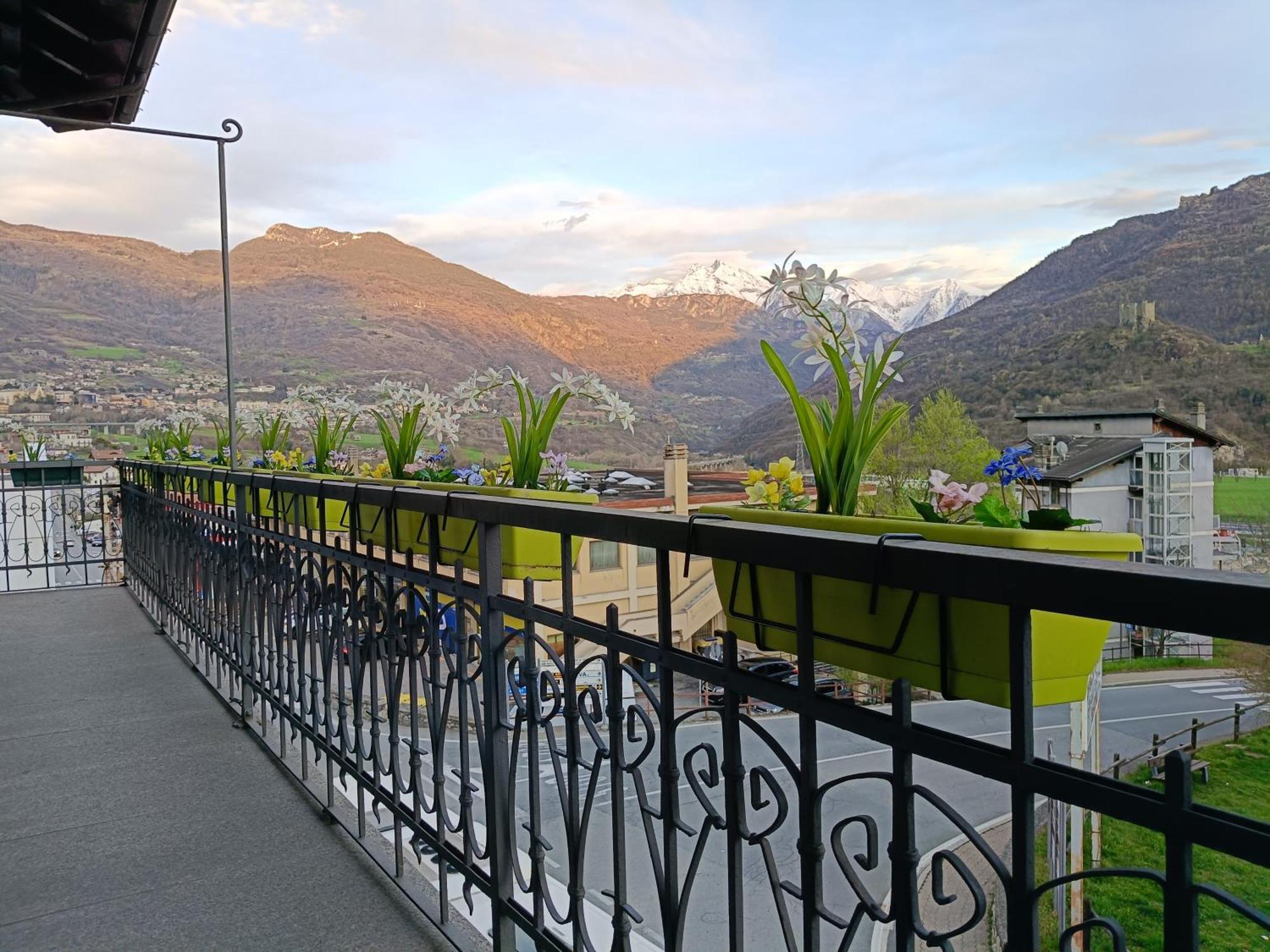 Liberty House Alps Châtillon Exterior foto